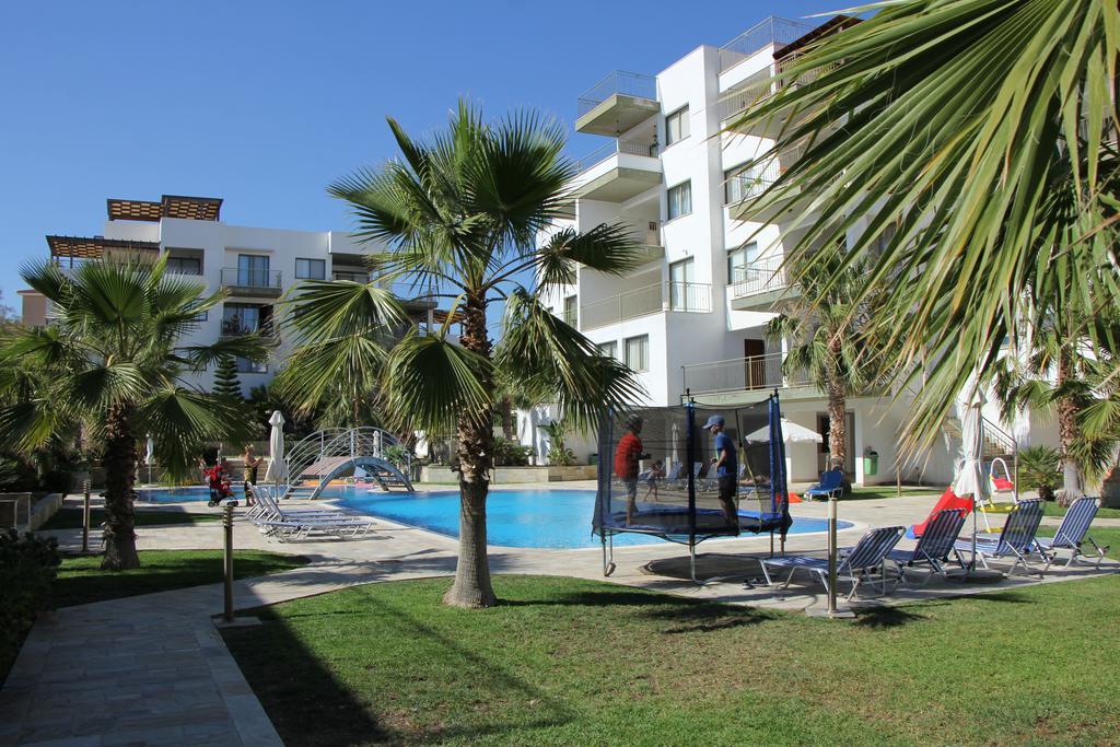 Apartment Danaos Pool View *