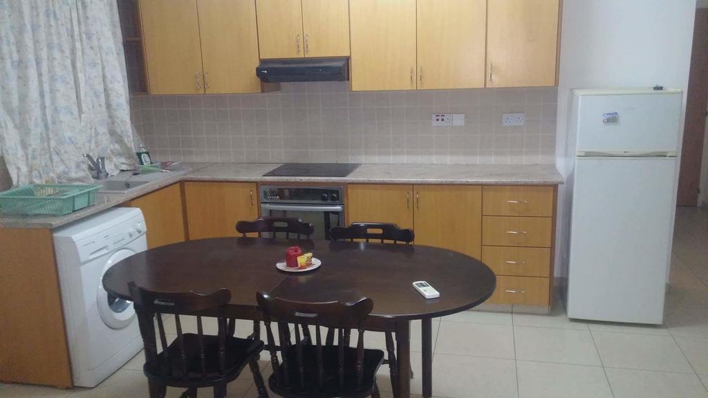 Koulla's Court Apartamento Paphos