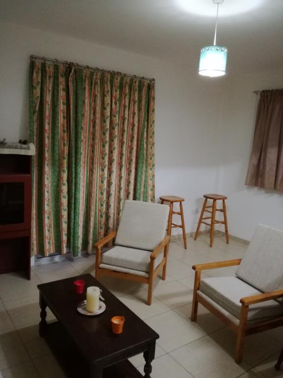 Koulla's Court Apartamento Paphos