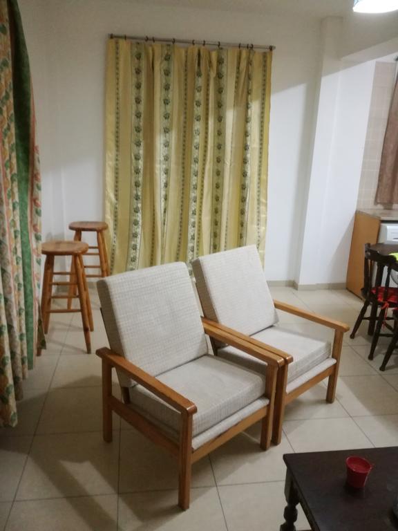 Koulla's Court Apartamento *