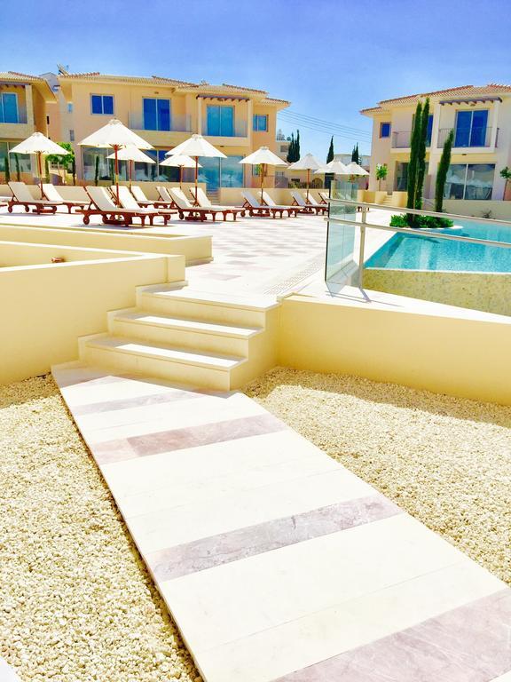 Oasis Park * Paphos
