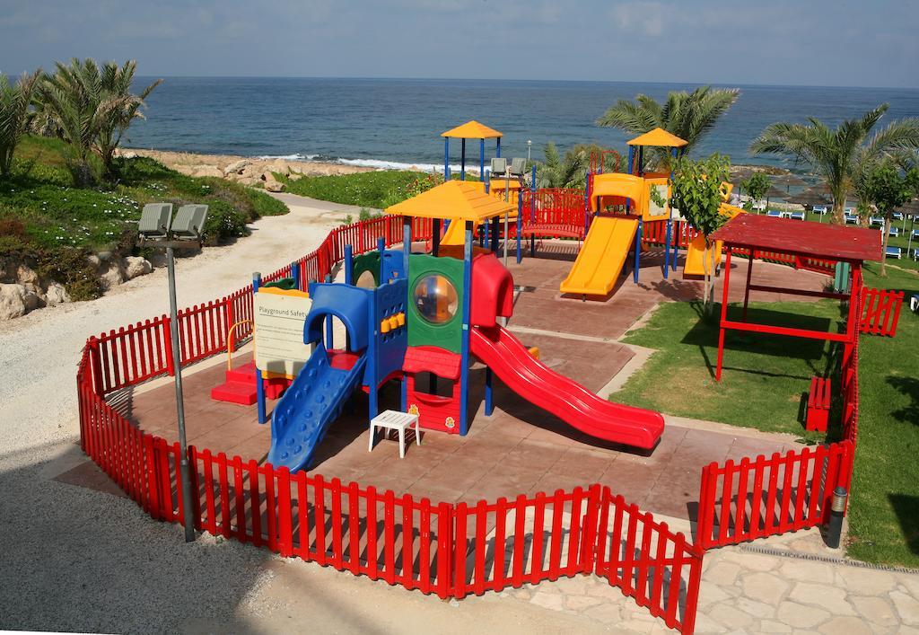 St. George Gardens & 4*