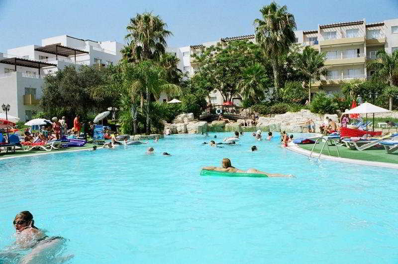 Mayfair Gardens Hotel