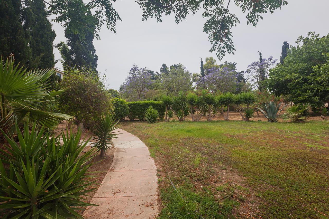 1 Bedroom In Paradise Garden 3 *