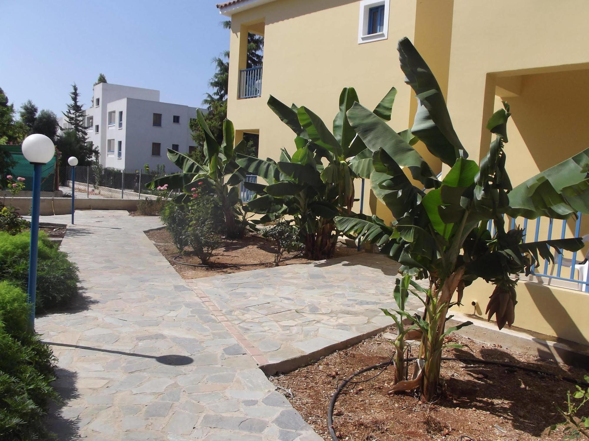 Kefalonitis Aparthotel