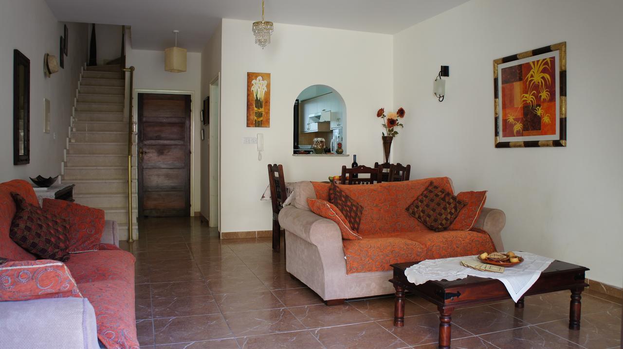 Townhouse Queens Gardens Paphos