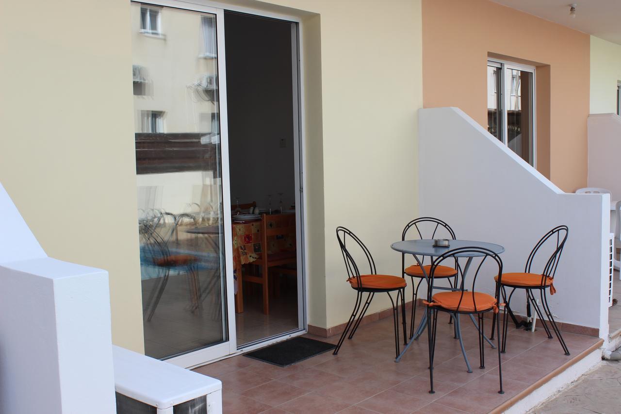 Diana Townhouse 2 *