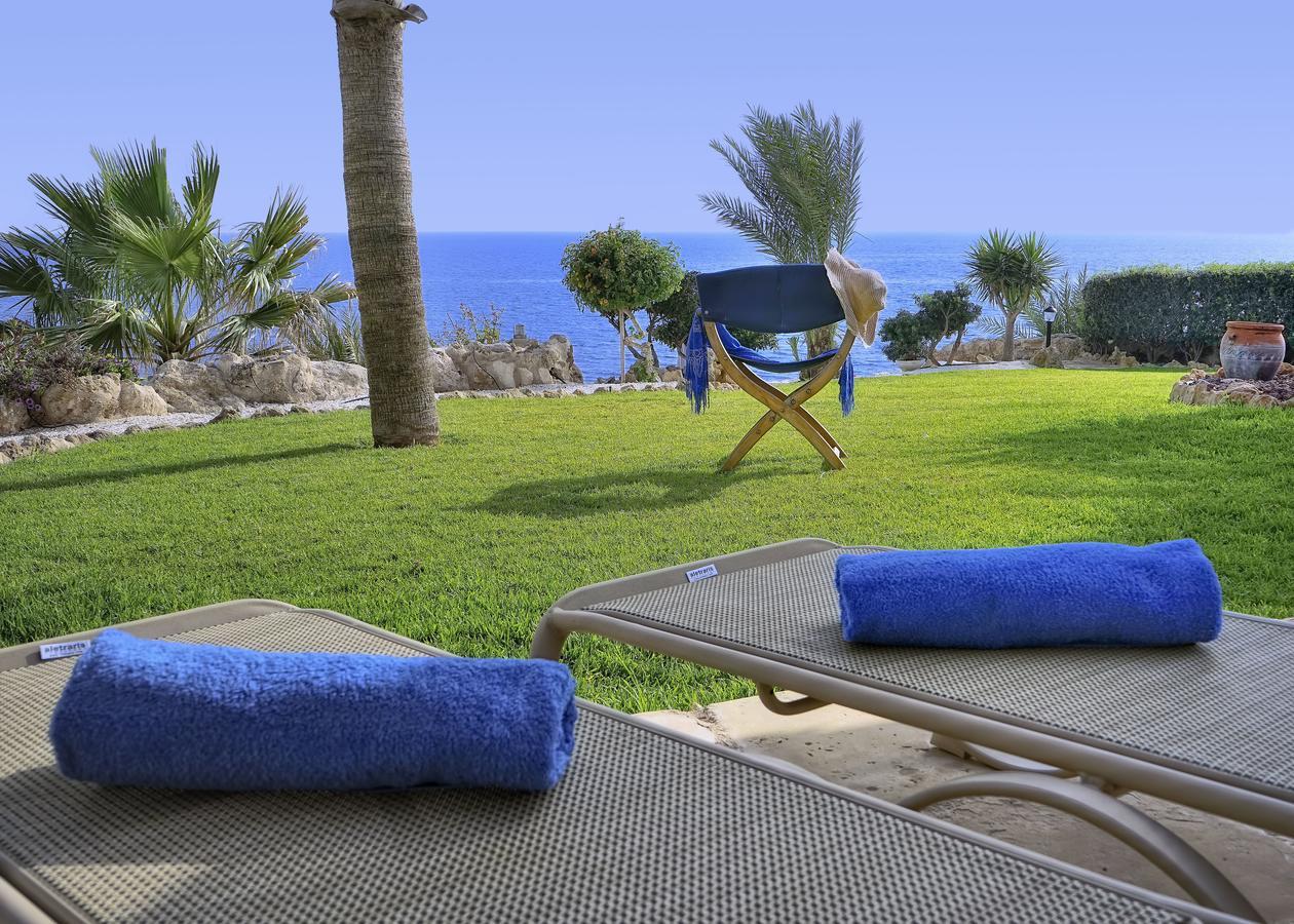 Mia * Paphos
