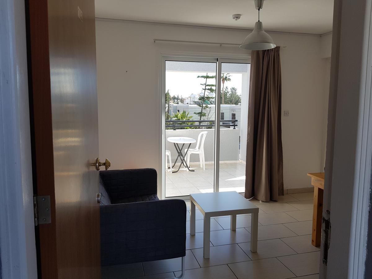 Valentinos Court Apartamento Paphos