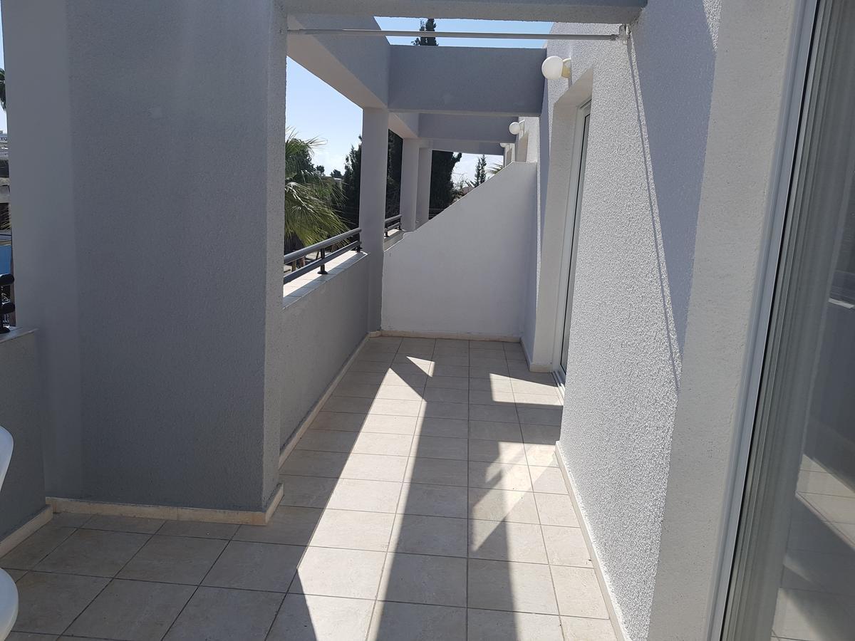 Valentinos Court Apartamento Paphos