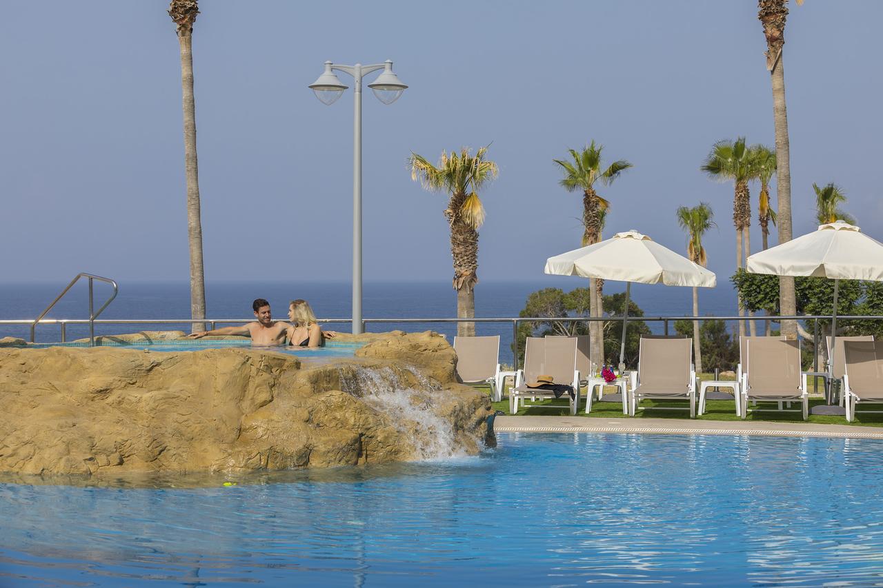 Leonardo Laura & Splash Resort
