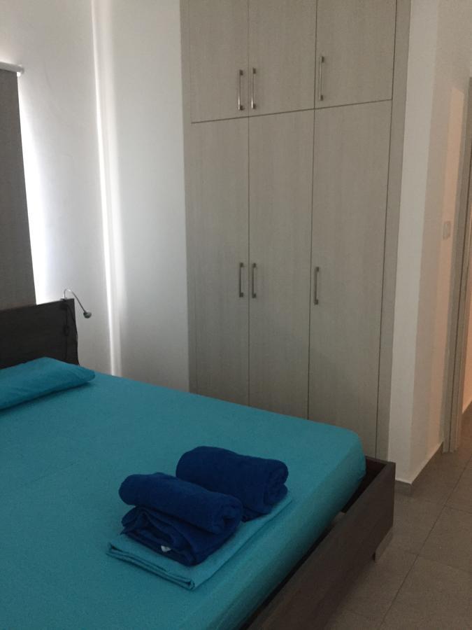 Papados Court Apartment *