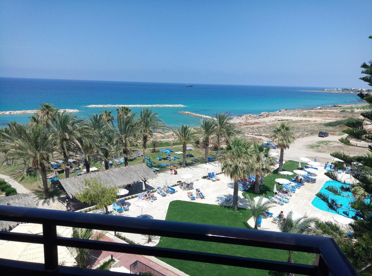 Venus Beach Hotel