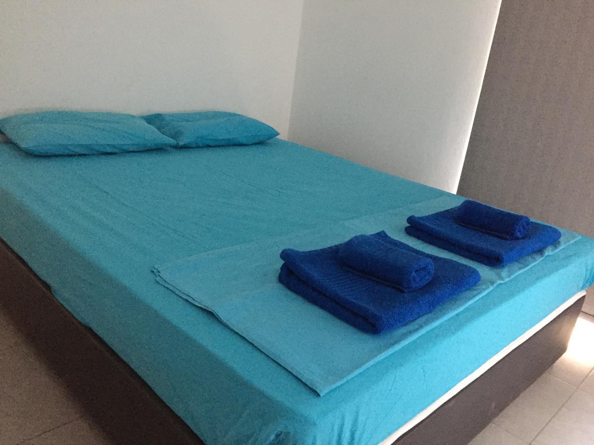Papados Court Apartment *
