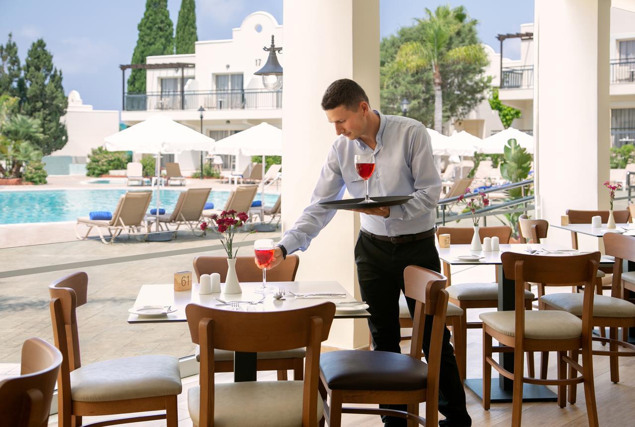 Louis Paphos Breeze 4* Klorakas