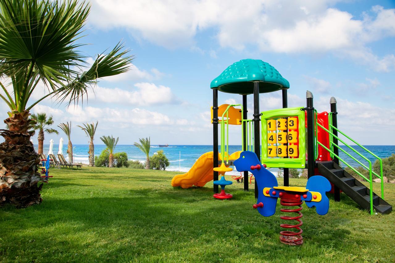 Louis Paphos Breeze Klorakas