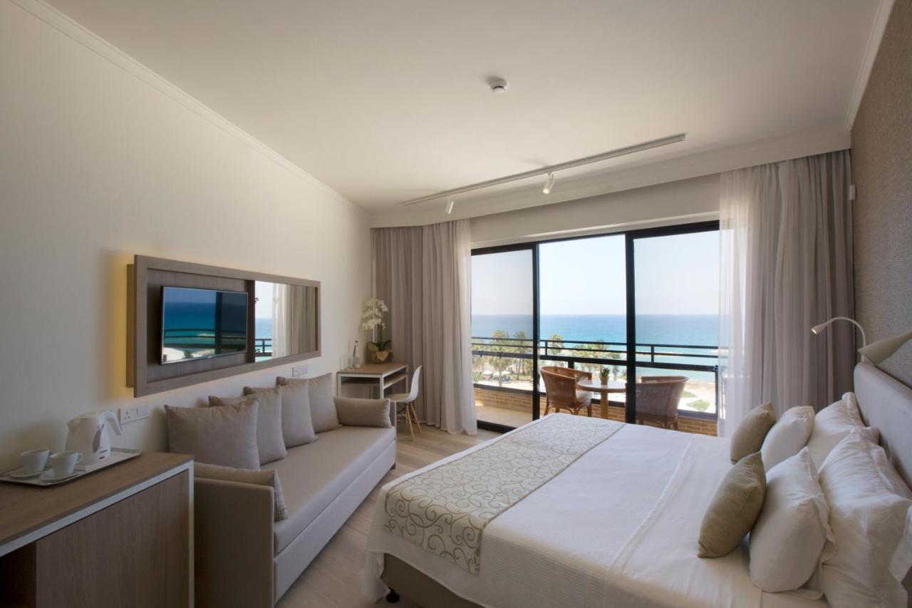 Venus Beach Hotel