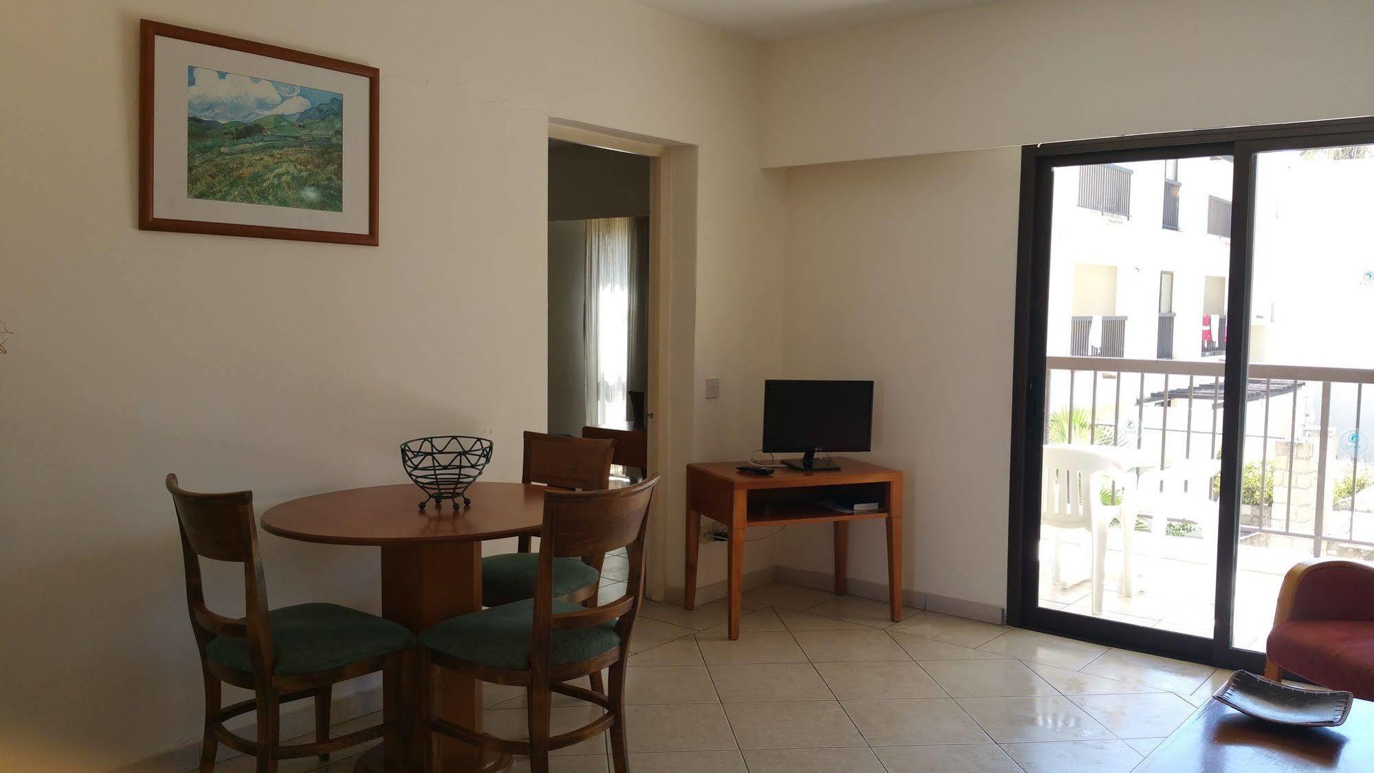 Aparthotel Panareti