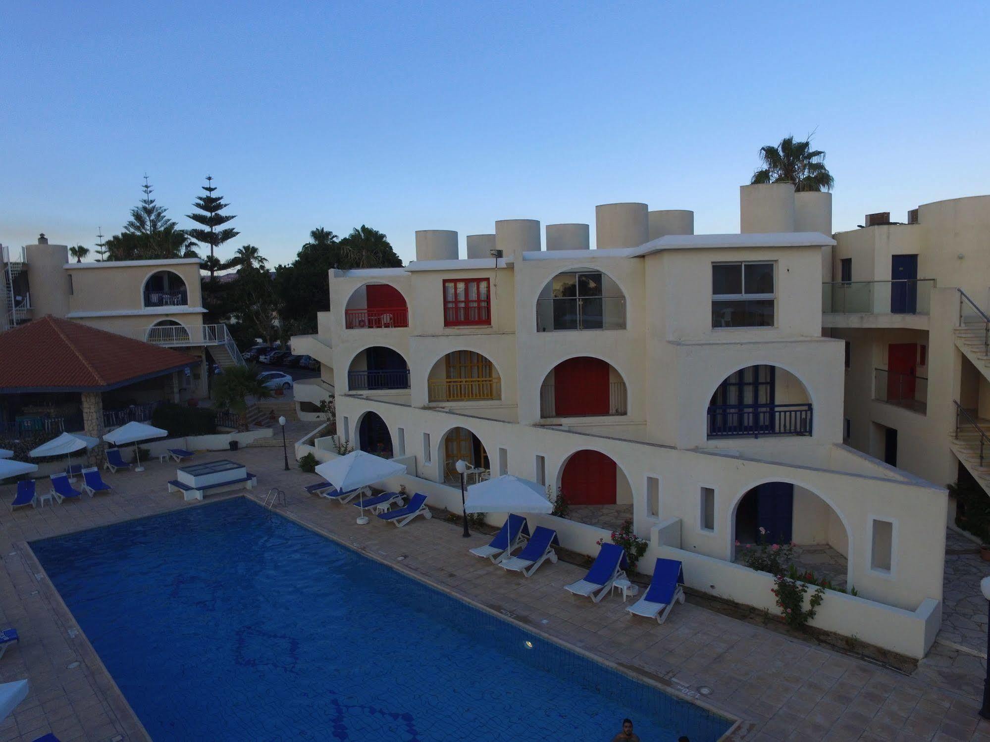 Pandream Aparthotel 3*