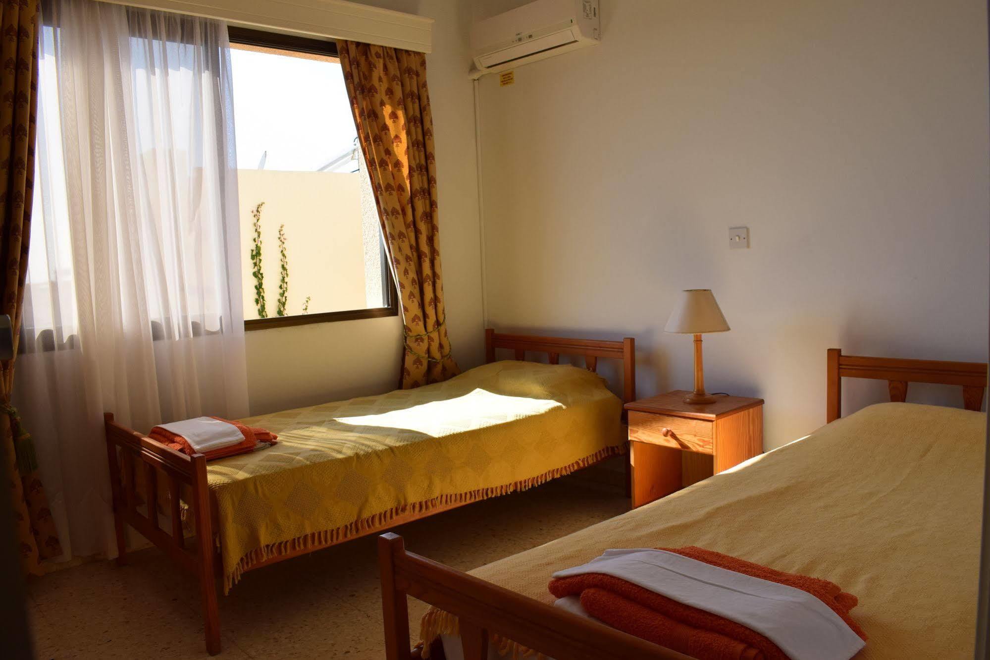 Dimma Seaside Houses Apartment *
