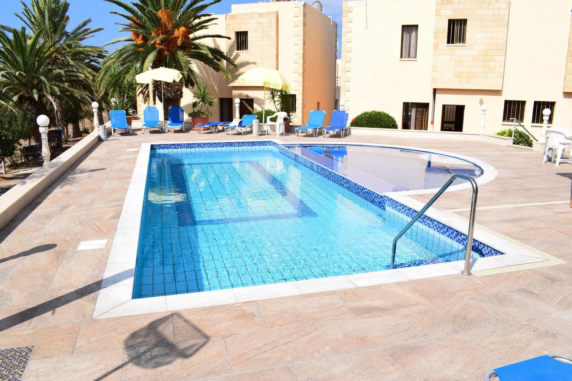 Apartment Dimma Seaside Houses *