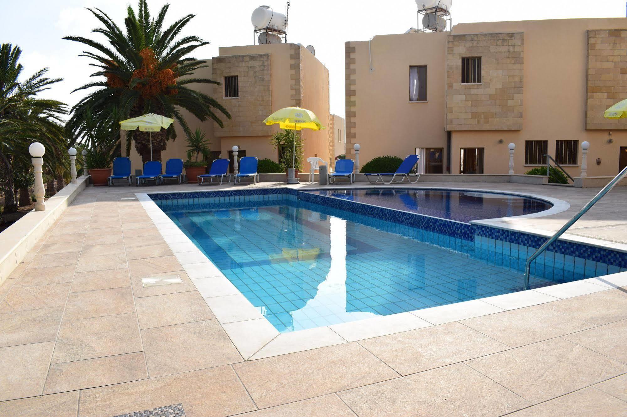 Apartment Dimma Seaside Houses