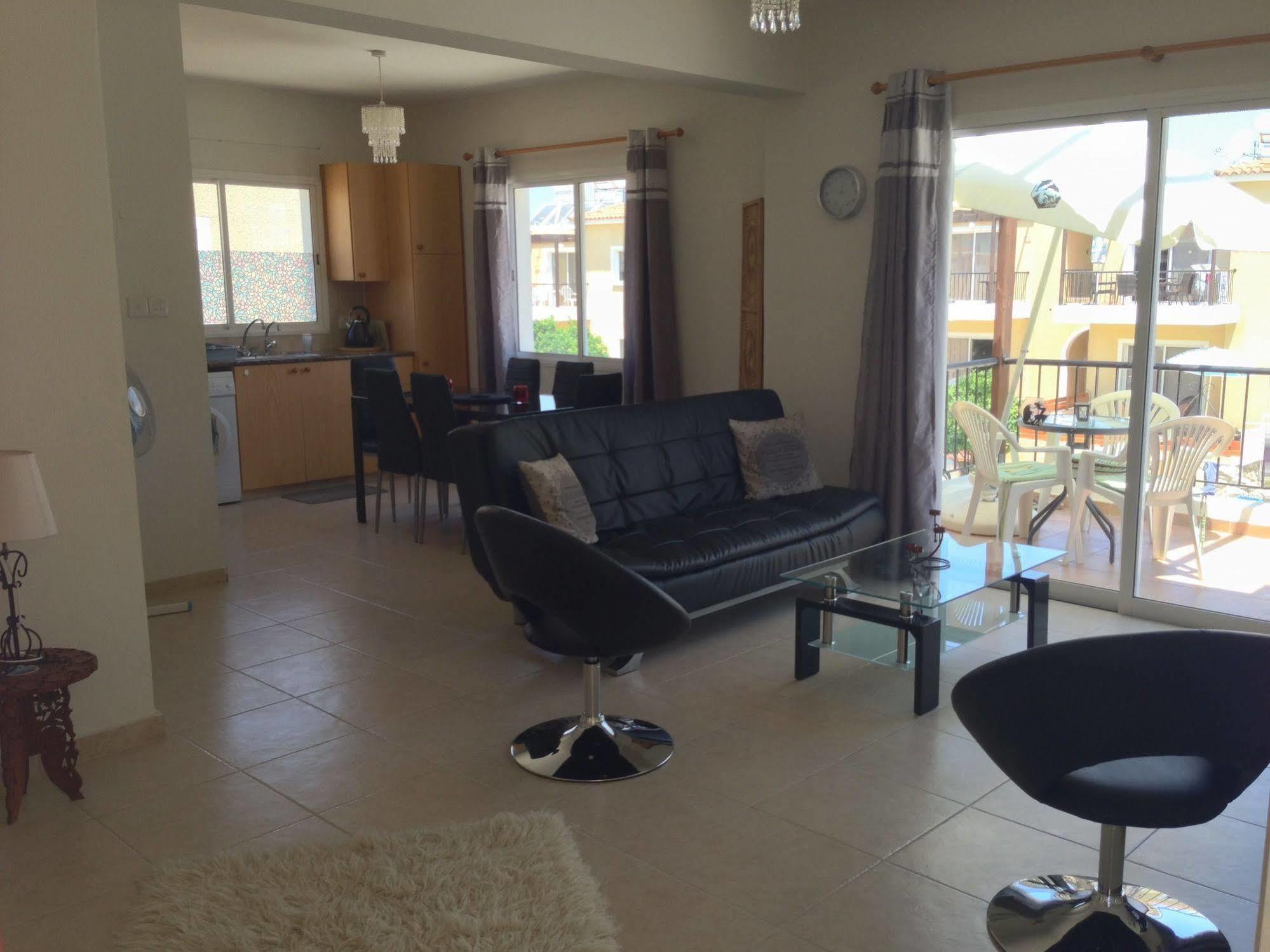 Sirena Sunrise, Apartment 4