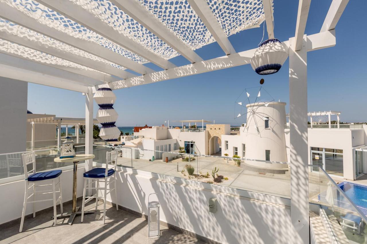 Blue Diamond * Paphos