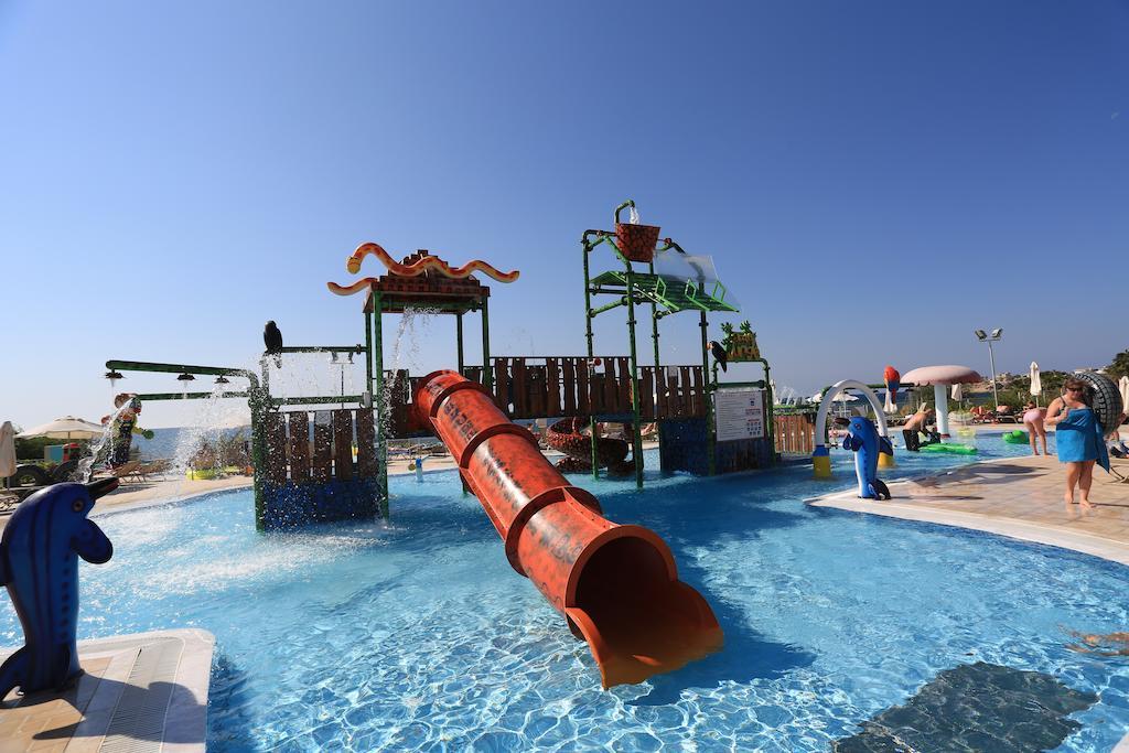 Aqua Sol Water Park 4*