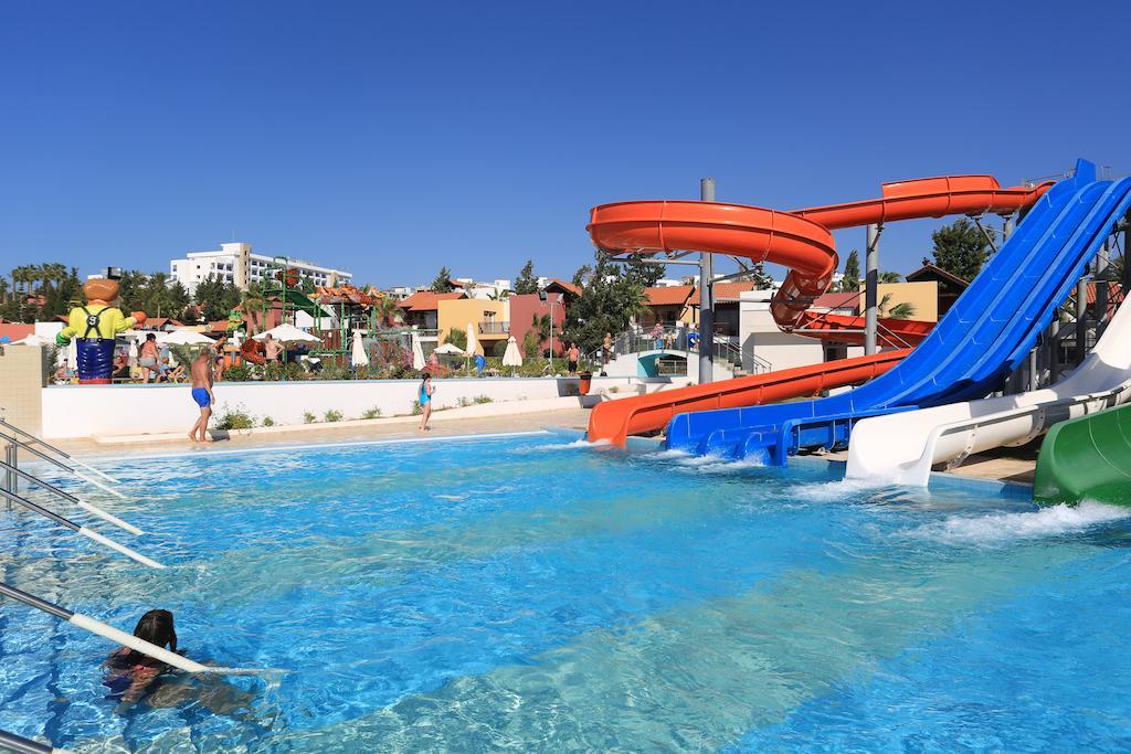 Resort Aqua Sol Water Park