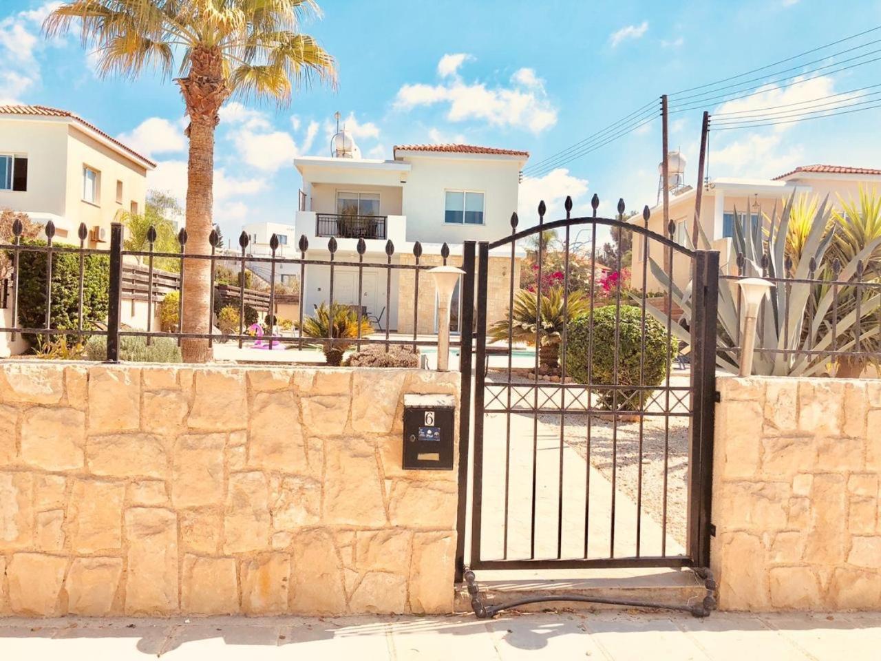 Villa Athena *