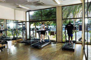 Constantinou Bros Pioneer Hotel