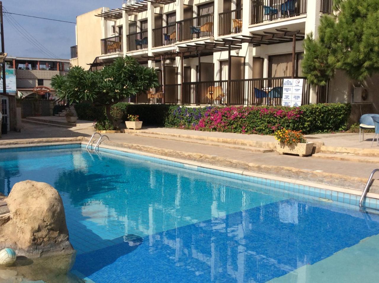 Kings Annex 2* Paphos