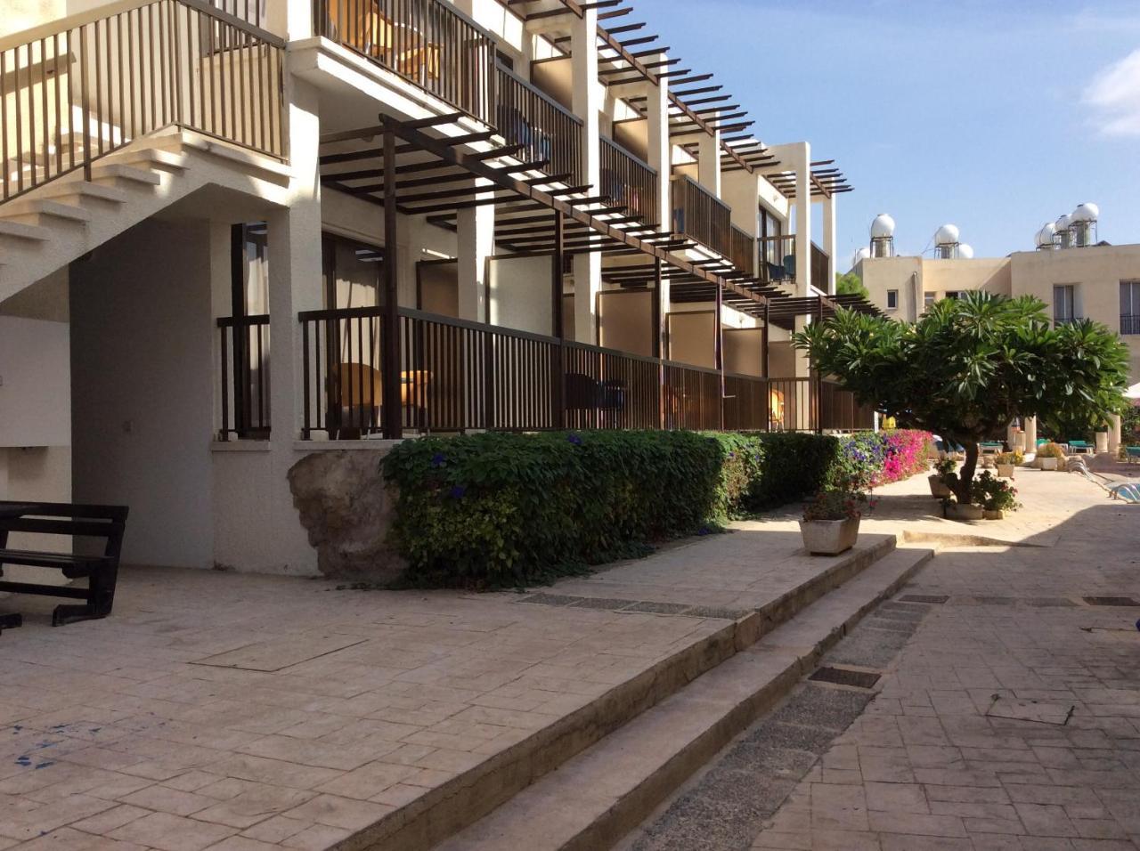Kings Annex Aparthotel 2*