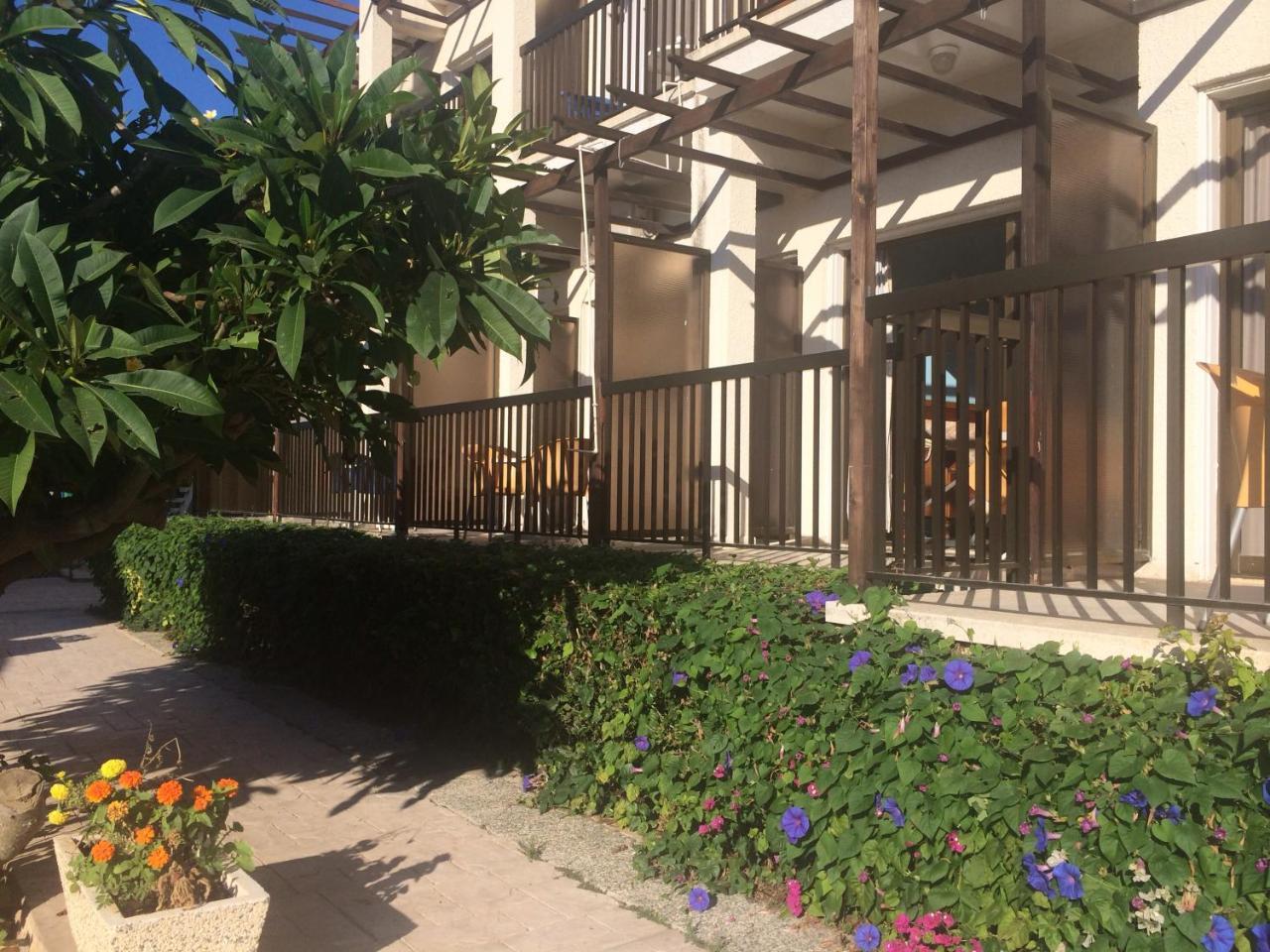 Kings Annex Aparthotel 2*