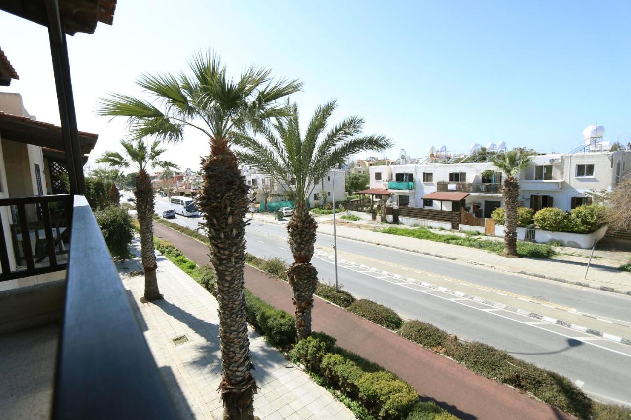 Danae Paphos