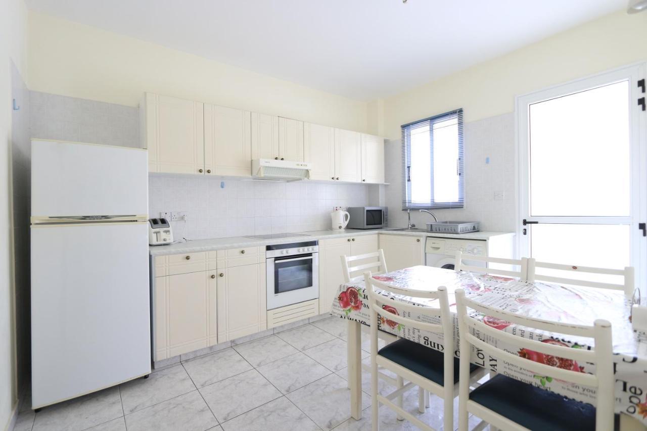 Danaos Complex Apartment *