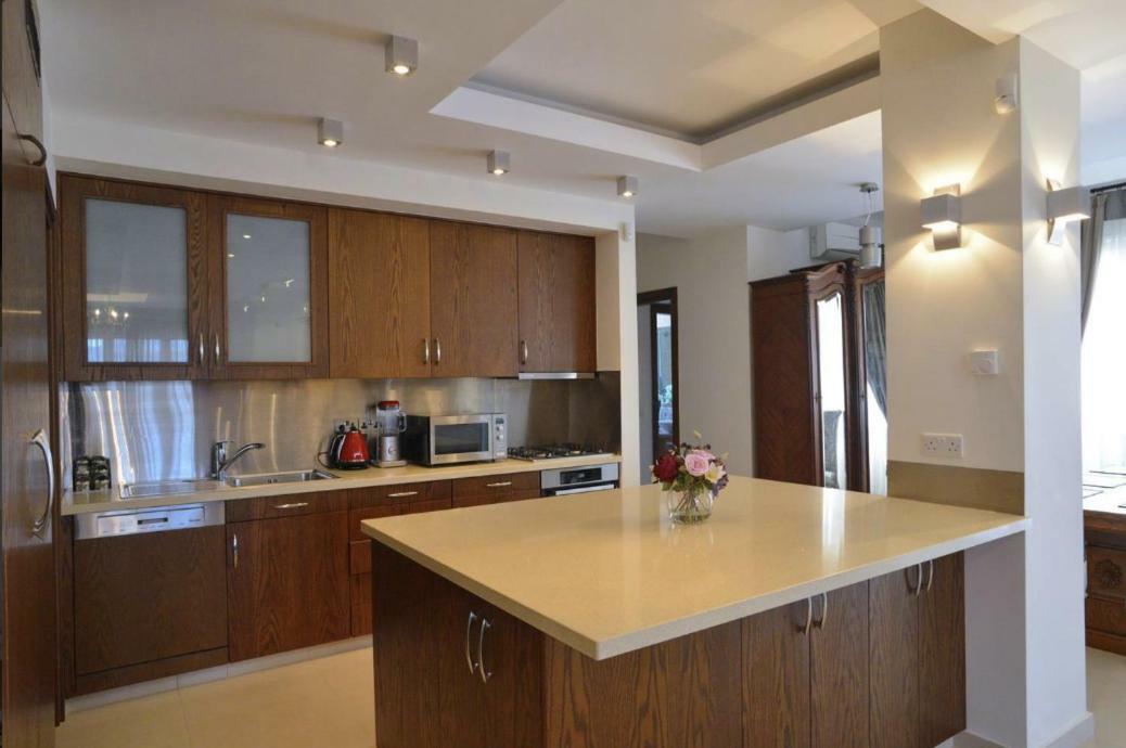 Apartment Huge Heating Penthouse With Private Pool