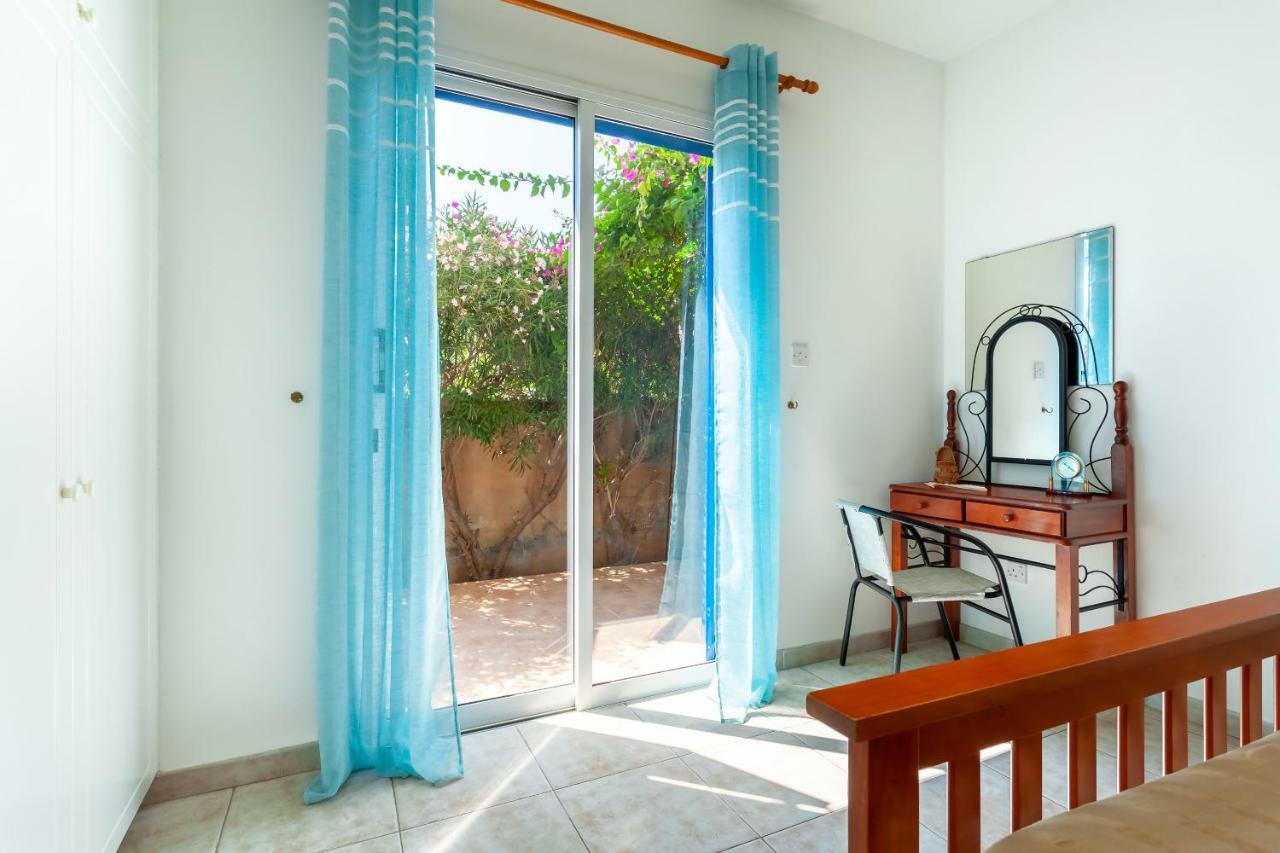 Kings With Private Garden Apartment