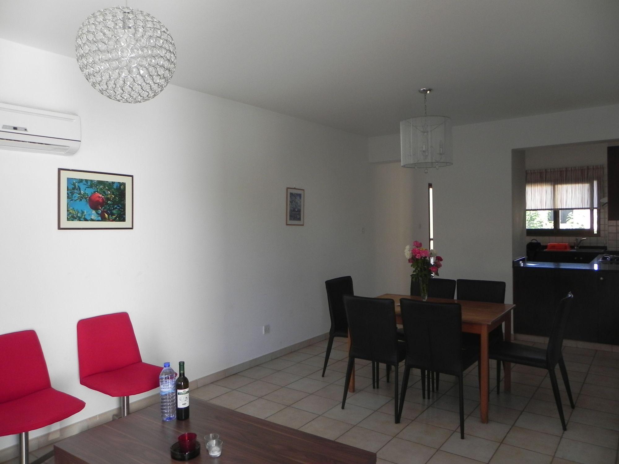 Andries Aparthotel 3*
