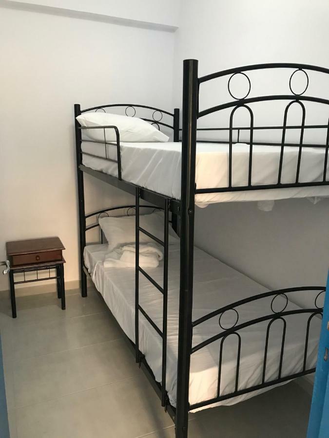 Aparthotel Athinas Court