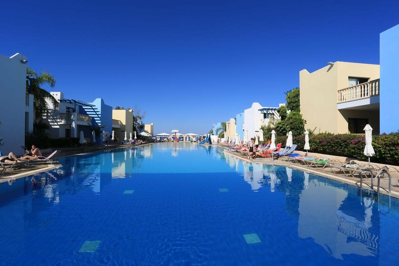 Eleni 4* Klorakas