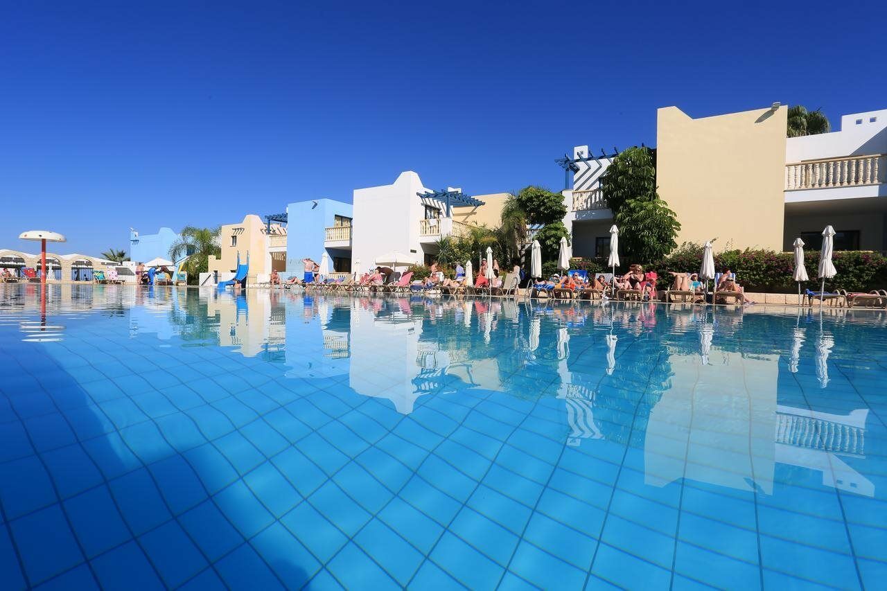 Eleni Hotel Klorakas