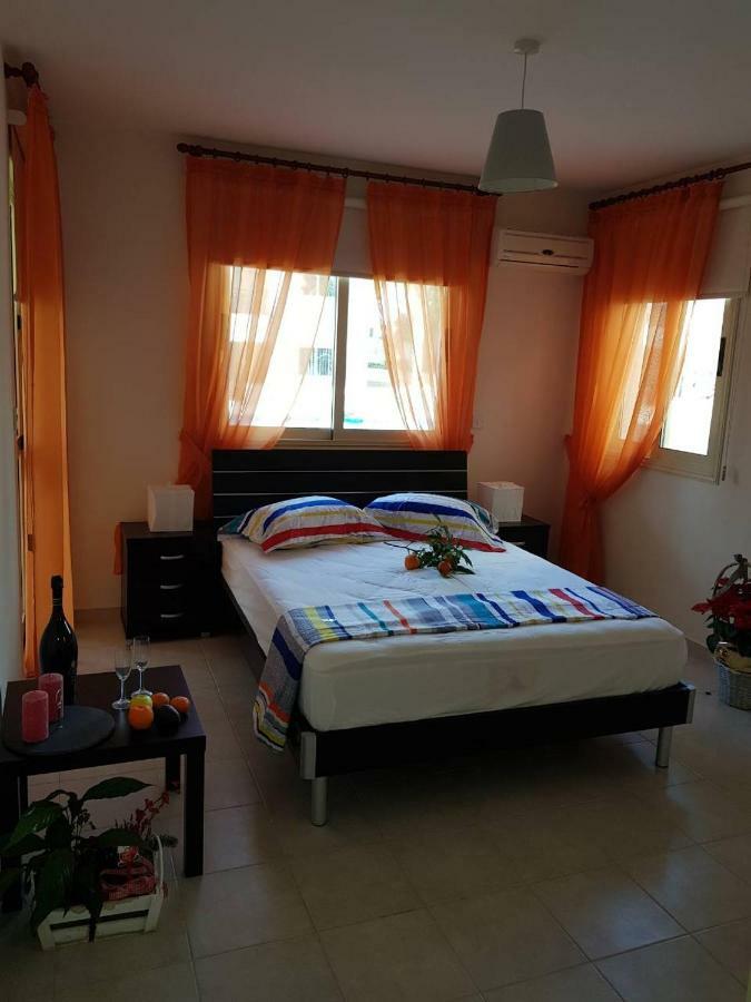 Royal Seacrest Apartment Paphos