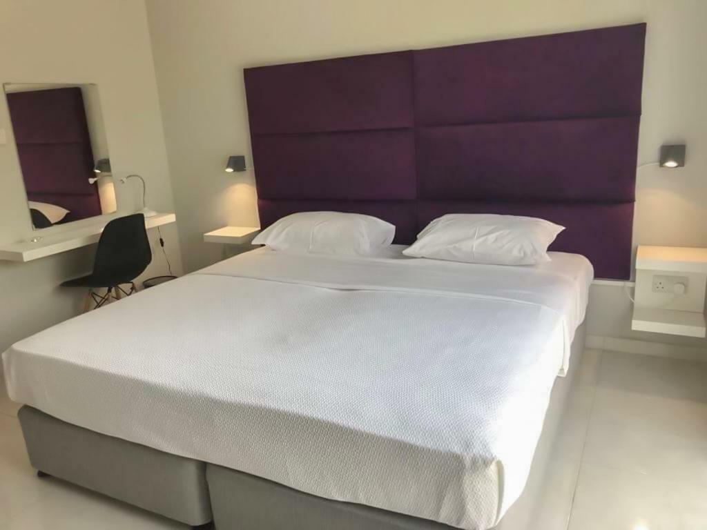 Mare Monte Seaview Boutique Apartment Paphos