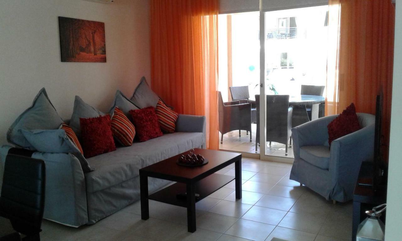 Royal Seacrest Apartment Paphos
