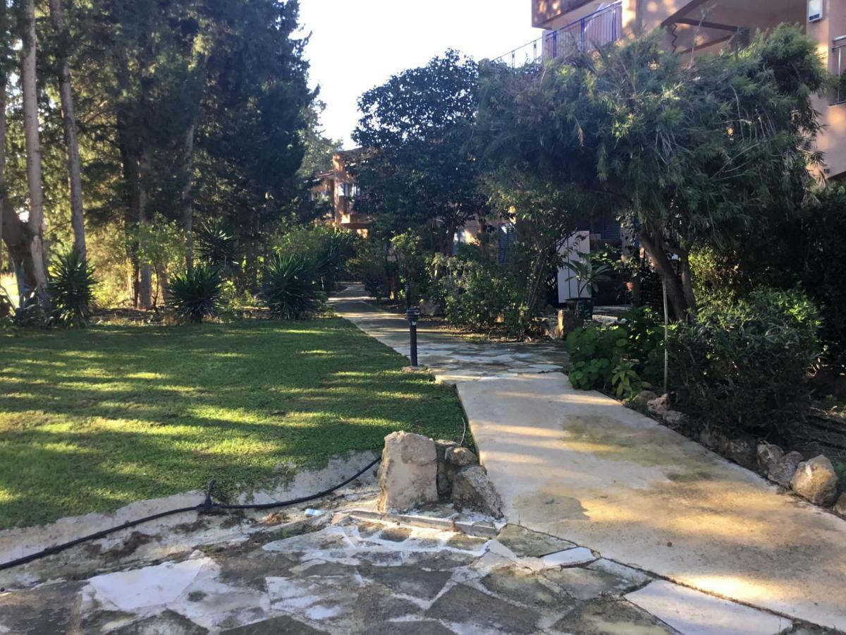 Apartment Paradise Garden 4, Kato