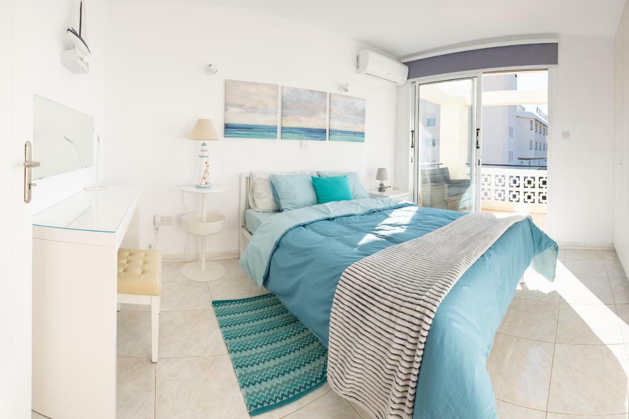 Seaview 3 Bedroom Kings Road Penthouse