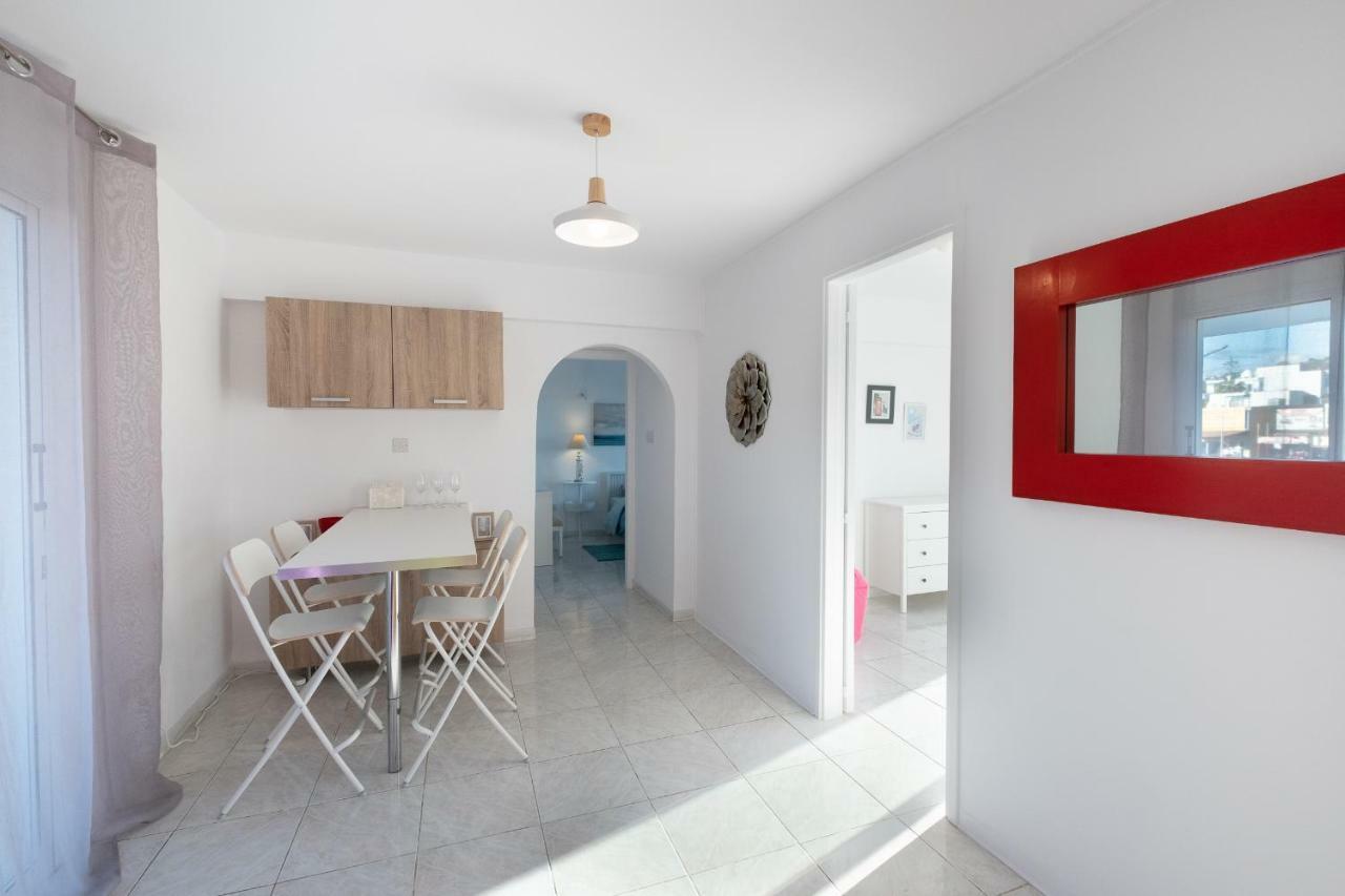 Apartment Seaview 3 Bedroom Kings Road Penthouse *
