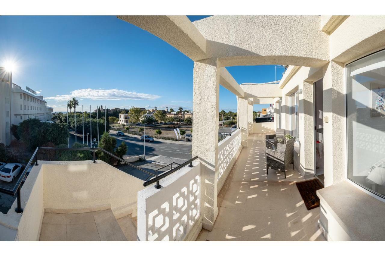 Apartment Seaview 3 Bedroom Kings Road Penthouse *